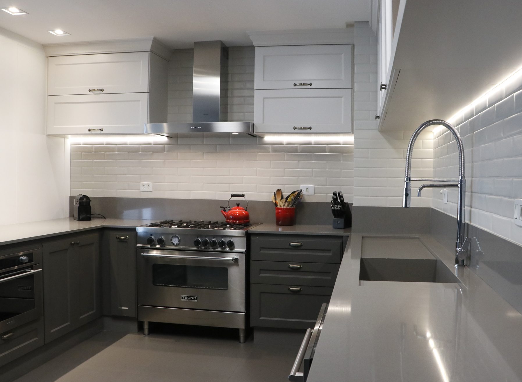 cozinha silestone cinza