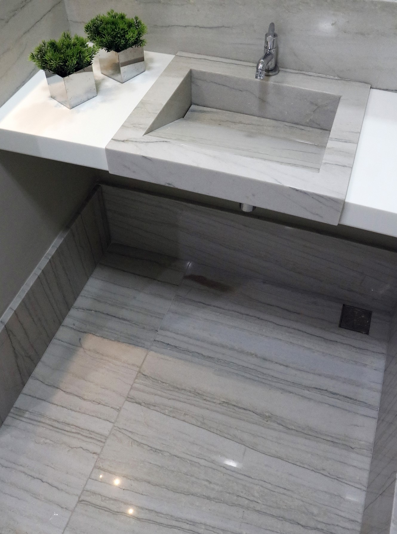 piso quartzito white macaubas